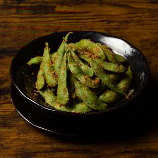 SPICY EDAMAME